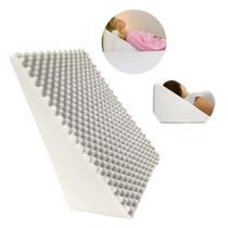 Almofada P/ Apoio de Pernas e Costas Triangular em Idosos Almofada P/ Apoio de Pernas e Costas Triangular em Idosos