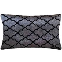 Almofada Retangular Luxo Geométrico Preto e Prata 50x28cm Almofada Retangular Luxo Geométrico Preto e Prata 50x28cm