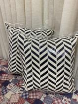 Almofada zig zag em linho