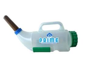 Amamentador para bezerro 2,5 litros com suporte.