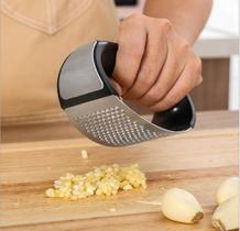 Amassador De Alho Manual Em Inox Espremedor / Triturador