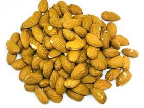 Amêndoa Crua a Granel