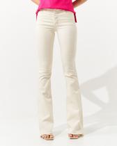 Andreza Chagas Calça Andréa Botões Off White Flare