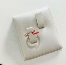 Anéis folheado a Ouro e Prata cravejado de Strass esmaltado Rosa Anéis folheado a Ouro e Prata cravejado de Strass esmaltado Rosa