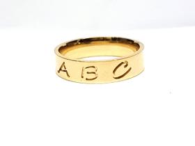 Anel ABC Ouro 18 Kilates Maciço Peso 4 Grama 6 mm Pode ser Outra Letras Anel ABC Ouro 18 Kilates Maciço Peso 4 Grama 6 mm Pode ser Outra Letras