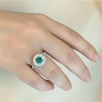 Anel Círculo Cravejado Flor Esmeralda