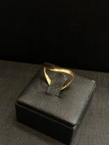 Anel com banho de ouro 18k Anel com banho de ouro 18k
