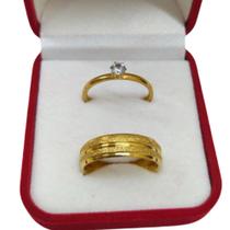 Anel Com Brilho Risco Dourado e Solitário Aço Inox Kit com Caixinha Anel Com Brilho Risco Dourado e Solitário Aço Inox Kit com Caixinha