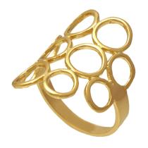 Anel Com Círculos Vazados Folheado em Ouro 18K Softjoias