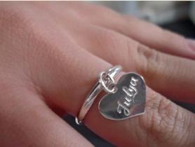 Anel com Coração gravado Nome Aro 5 mm Coração 12 mm Maciço Prata 950