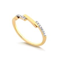 Anel Cravejado Com Pedras De Zircônia Folheado A Ouro Anel Cravejado Com Pedras De Zircônia Folheado A Ouro