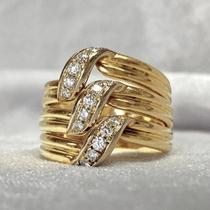 Anel de Casamento com Zircônia Cúbica - Banda Larga Dourada - Joia para Mulheres Anel de Casamento com Zircônia Cúbica - Banda Larga Dourada - Joia para Mulheres