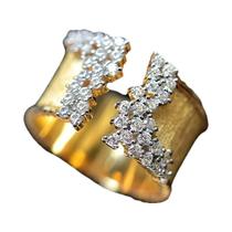 Anel De Zircônia Cúbica Dourada Para Mulheres, Banda Larga, Joia De Luxo Estilo OL Anel De Zircônia Cúbica Dourada Para Mulheres, Banda Larga, Joia De Luxo Estilo OL