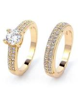 Anel duplo, cravejado com micro zircônia. Ouro 18k