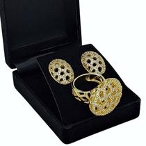 Anel e Brincos Queen Cravejados Com Zirconias Banho De Ouro 18k 776 777
