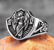 Anel Escudo Arcanjo Miguel Aço Inox Anel Escudo Arcanjo Miguel Aço Inox