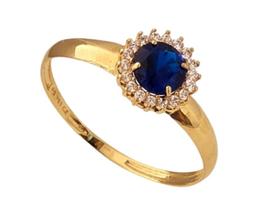 Anel Feminino Estilo Formatura Em Ouro 18K Anel Feminino Estilo Formatura Em Ouro 18K