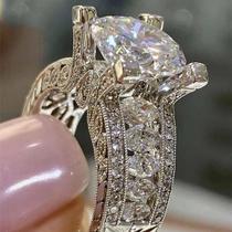 Anel Feminino Grande com Zircônia Cúbica - Joia para Festa, Casamento e Eventos Anel Feminino Grande com Zircônia Cúbica - Joia para Festa, Casamento e Eventos