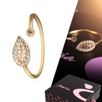 Anel feminino strass ajustavel folha dourado caixinha brinde