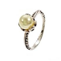 Anel Flor de Pérola Prata Hipoalergênico Banhado a Prata