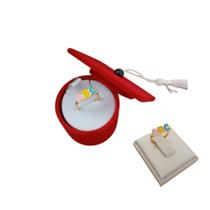 Anel Formatura Infantil Colorido Ajustável Capelo Vermelho Folheado Anel Formatura Infantil Colorido Ajustável Capelo Vermelho Folheado