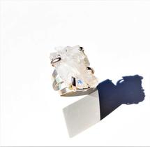 Anel Hayla - Cristal De Quartzo