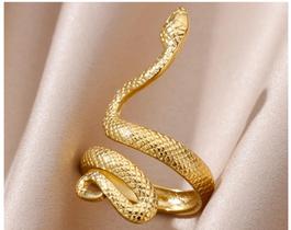 Anel Luxo Semi Joia Cleópatra Serpente Cobra Animal Folheado Dourado Regulável - Reissil Anel Luxo Semi Joia Cleópatra Serpente Cobra Animal Folheado Dourado Regulável - Reissil