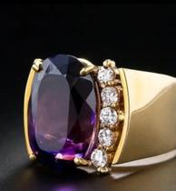 Anel luxuoso com revestimento de ouro 18K e grande zircônia retangular roxa Anel luxuoso com revestimento de ouro 18K e grande zircônia retangular roxa