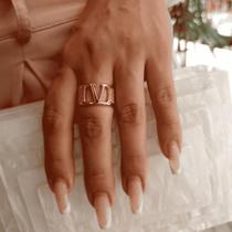 Anel Médio Zirconia Com V