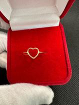 Anel Modelo Coração No Fio Redondo No Ouro 18k