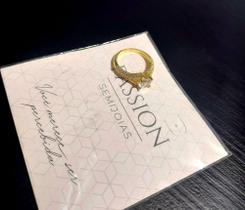 Anel pedra branco cravejado Anel pedra branco cravejado