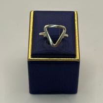 Anel Prata 925 Triângulo Vazado Anel Prata 925 Triângulo Vazado