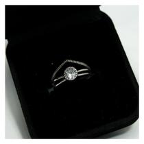 Anel Prata Envelhecida em V com Solitário de Zirconia