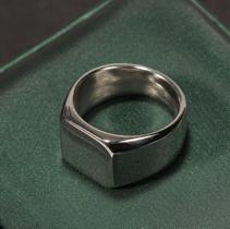 Anel Prateado Comendador Anel Prateado Comendador