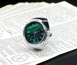 Anel Relógio de Dedo Elástico com Banho de Ouro Prata e Anel Verde de Quartzo Unissex Moderno Estiloso Anel Relógio de Dedo Elástico com Banho de Ouro Prata e Anel Verde de Quartzo Unissex Moderno Estiloso