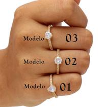 Anel Solitário Chuveiro e Aro com Zircônias Folheado em Ouro 18K Anel Solitário Chuveiro e Aro com Zircônias Folheado em Ouro 18K