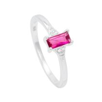 Anel Solitário em Prata 925 com Pedra Central Colorida Anel Solitário em Prata 925 com Pedra Central Colorida