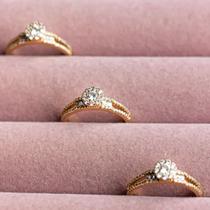 Anel Solitário Luxo Dourado Cravejado Banhado a Ouro 18 k Anel Solitário Luxo Dourado Cravejado Banhado a Ouro 18 k