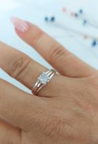 Anel Solitário Noivado Compromisso Prata De Lei 925 Com Apliques Em Ouro 14 K E Zircônia