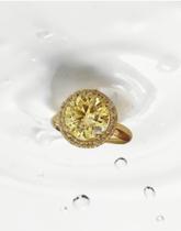 Anel solitário ouro 18k com moissanite fancy GRA aro 19 luxo Rosangela Lima Joias Anel solitário ouro 18k com moissanite fancy GRA aro 19 luxo Rosangela Lima Joias