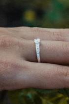 Anel solitario retangulo lateral zirconia baguete. Em prata 925 legitima Anel solitario retangulo lateral zirconia baguete. Em prata 925 legitima