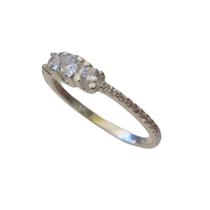 Anel três zircônias cravejado micro zircônias prata 925