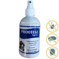 Anti-pulgas e Carrapatos Spray trata os pelos de cães e gatos