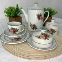 Aparelho de chá com 21 peças porcelana branca decorada Aparelho de chá com 21 peças porcelana branca decorada