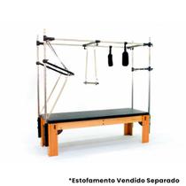 Aparelho de Pilates Cadillac Classic - Arktus (Estofamento Vendido Separado)