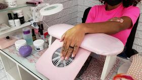 Apoio De Punho / Mão Para Manicure Em Mdf Profissional Rosa Claro