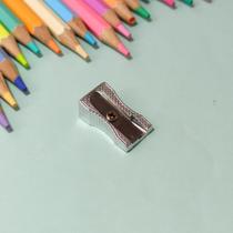 Apontador de lápis em metal simples clásico