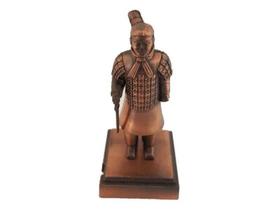 Apontador De Metal - Modelo Estátua