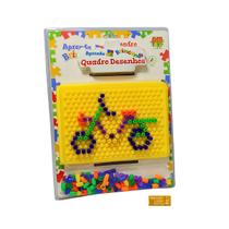Aprenda Brincando Quadro Desenhos Modelo 2 DM Toys Amarelo Brinquedo de Encaixe Didatico Recreativo
