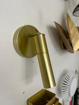 Arandela com foco tubo articulado Dourado Cod. 5820 - OldArtisan